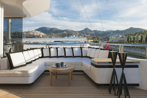 CMB Yachts 2017-Liquid Sky Cannes-France-4263606