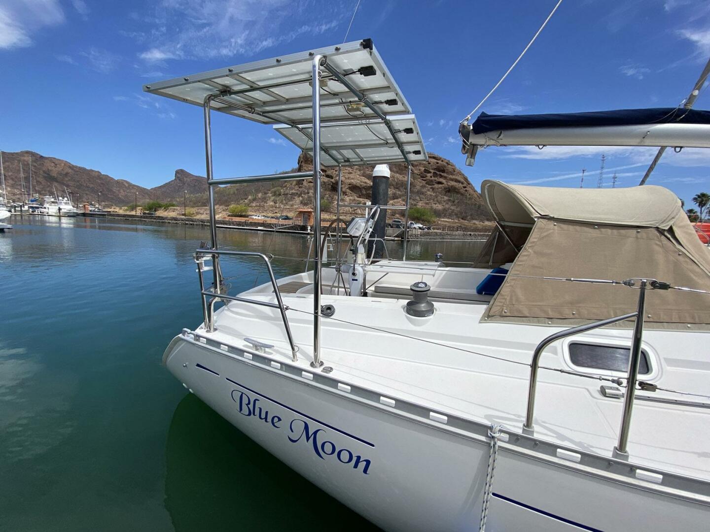 Dufour-Classic 38 2000-Blue Moon San Carlos-Mexico-4275370 | Thumbnail