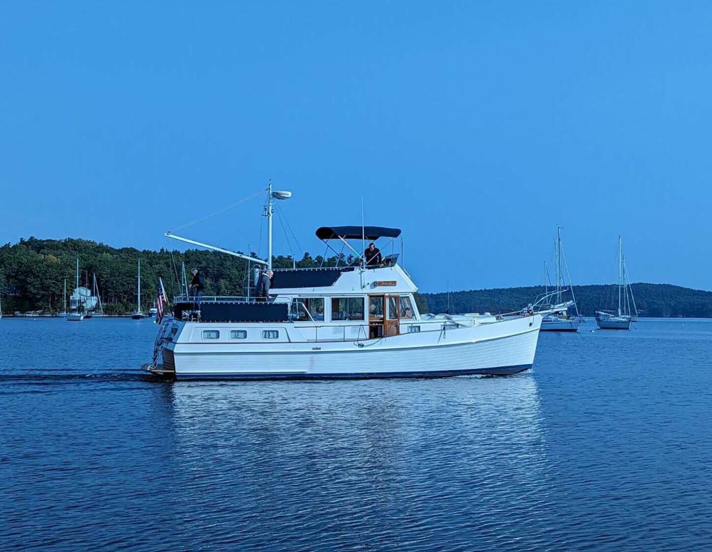 Grand Banks-Motor Yacht 1992-APRES SKI Hyde Park-Vermont-United States-4272160 | Thumbnail