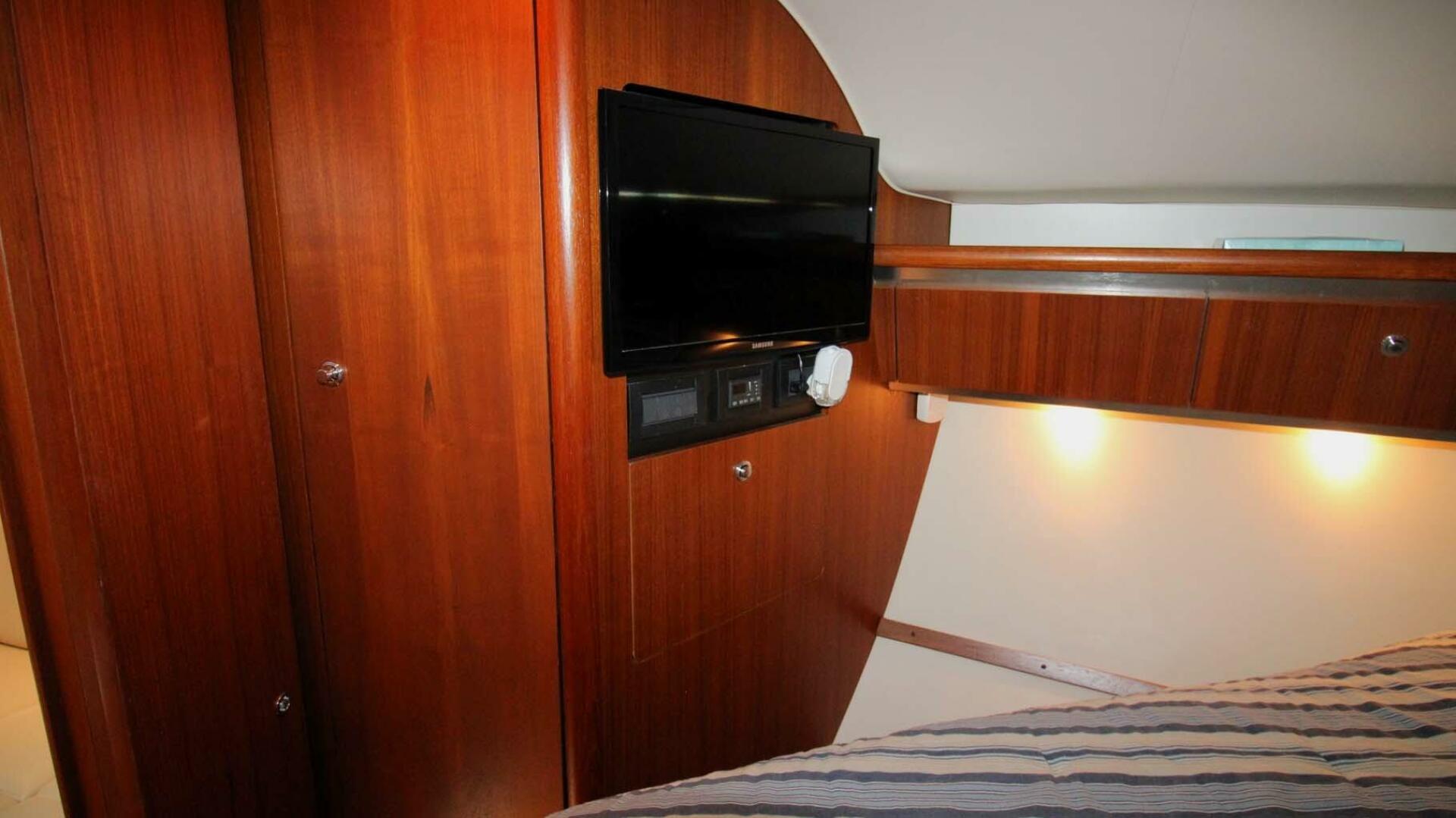 Tiara Yachts-3600 Sovran 2006-Sweet Water Siesta Key-Florida-United States-4284421 | Thumbnail