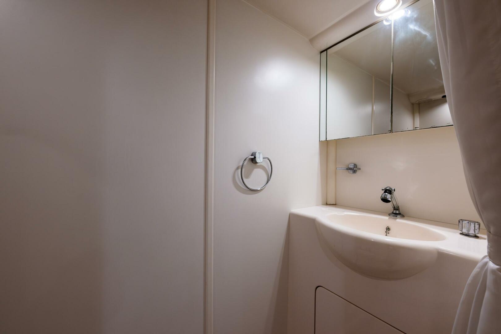 Viking Princess-72 Princess Yacht 2002-PEARL Anacortes-Washington-United States-4319097 | Thumbnail
