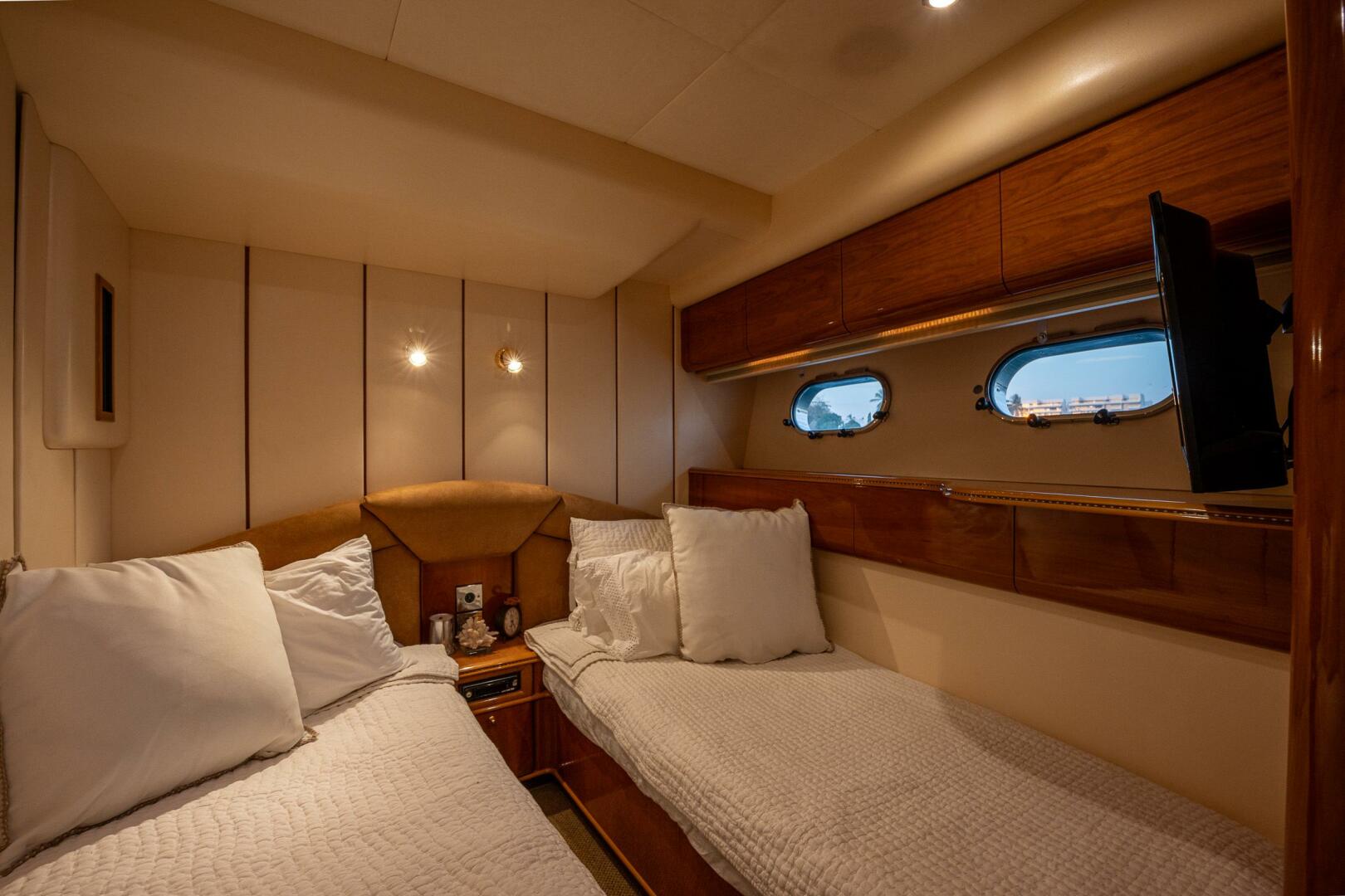 Viking Princess-72 Princess Yacht 2002-PEARL Anacortes-Washington-United States-4319093 | Thumbnail