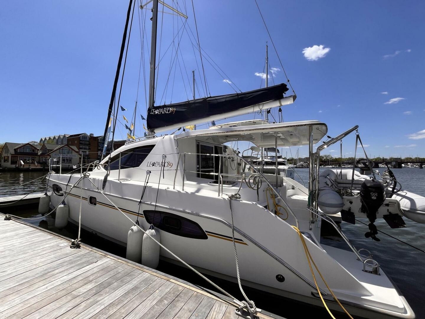 Leopard-39 2011-Festive Annapolis-Maryland-United States-4324378 | Thumbnail