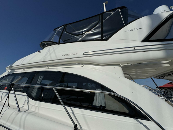 Meridian-411 Sedan Bridge 2006-Coastal Voyager Mount Pleasant-South Carolina-United States-4386527