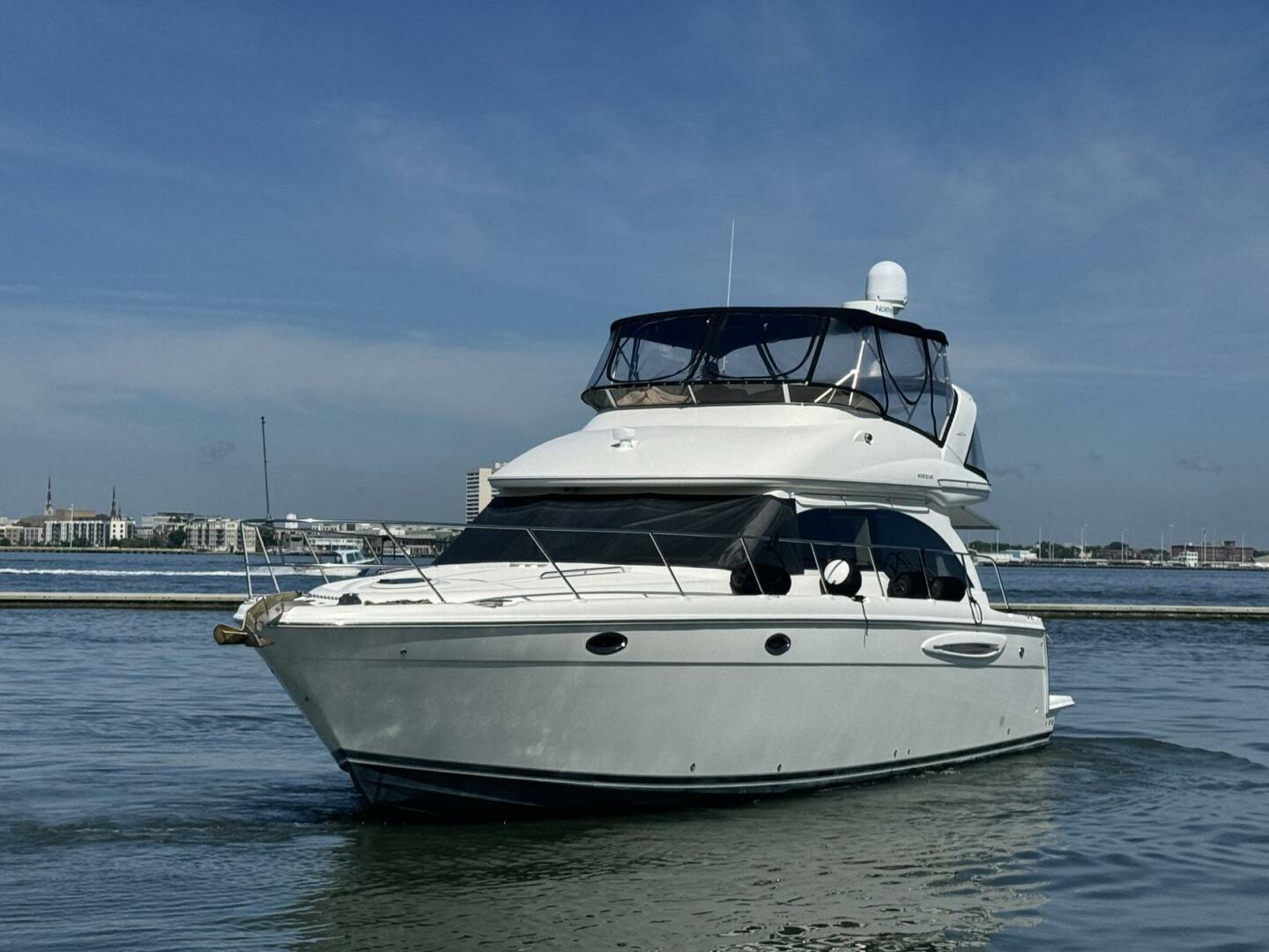 Meridian-411 Sedan Bridge 2006-Coastal Voyager Mount Pleasant-South Carolina-United States-4386520 | Thumbnail