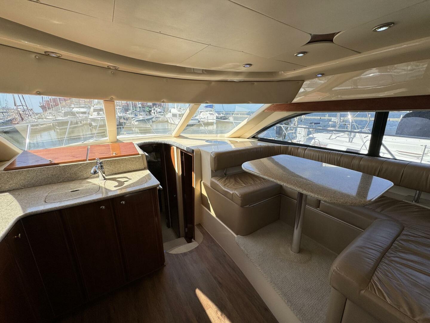 Meridian-411 Sedan Bridge 2006-Coastal Voyager Mount Pleasant-South Carolina-United States-4386557 | Thumbnail