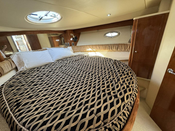 Meridian-411 Sedan Bridge 2006-Coastal Voyager Mount Pleasant-South Carolina-United States-4386575