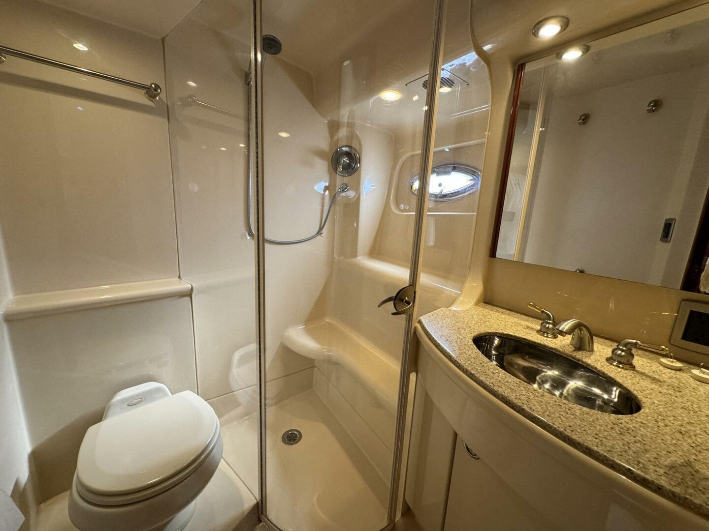 Meridian-411 Sedan Bridge 2006-Coastal Voyager Mount Pleasant-South Carolina-United States-4386581 | Thumbnail
