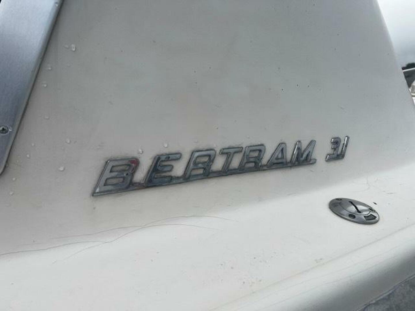 Bertram-31 1975-LITTLE EVA Newburyport-Massachusetts-United States-LITTLE EVA_Bertram Insignia-4339150 | Thumbnail