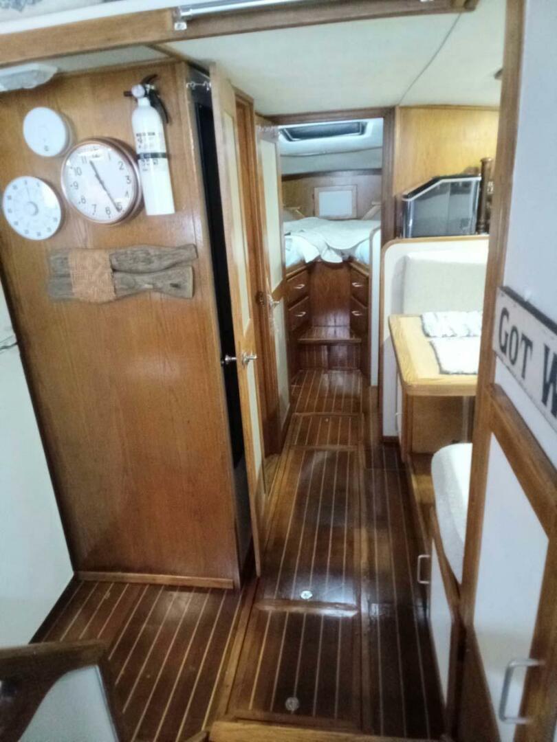 Silverton-Convertible 1985-WITCHY WOMAN Vero Beach-Florida-United States-4400656 | Thumbnail