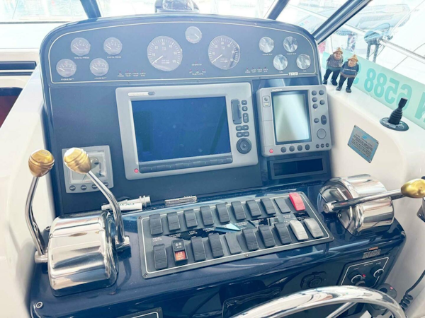 Tiara Sport-3500 Open 2000-Rhumb Line Seattle-Washington-United States-4365770