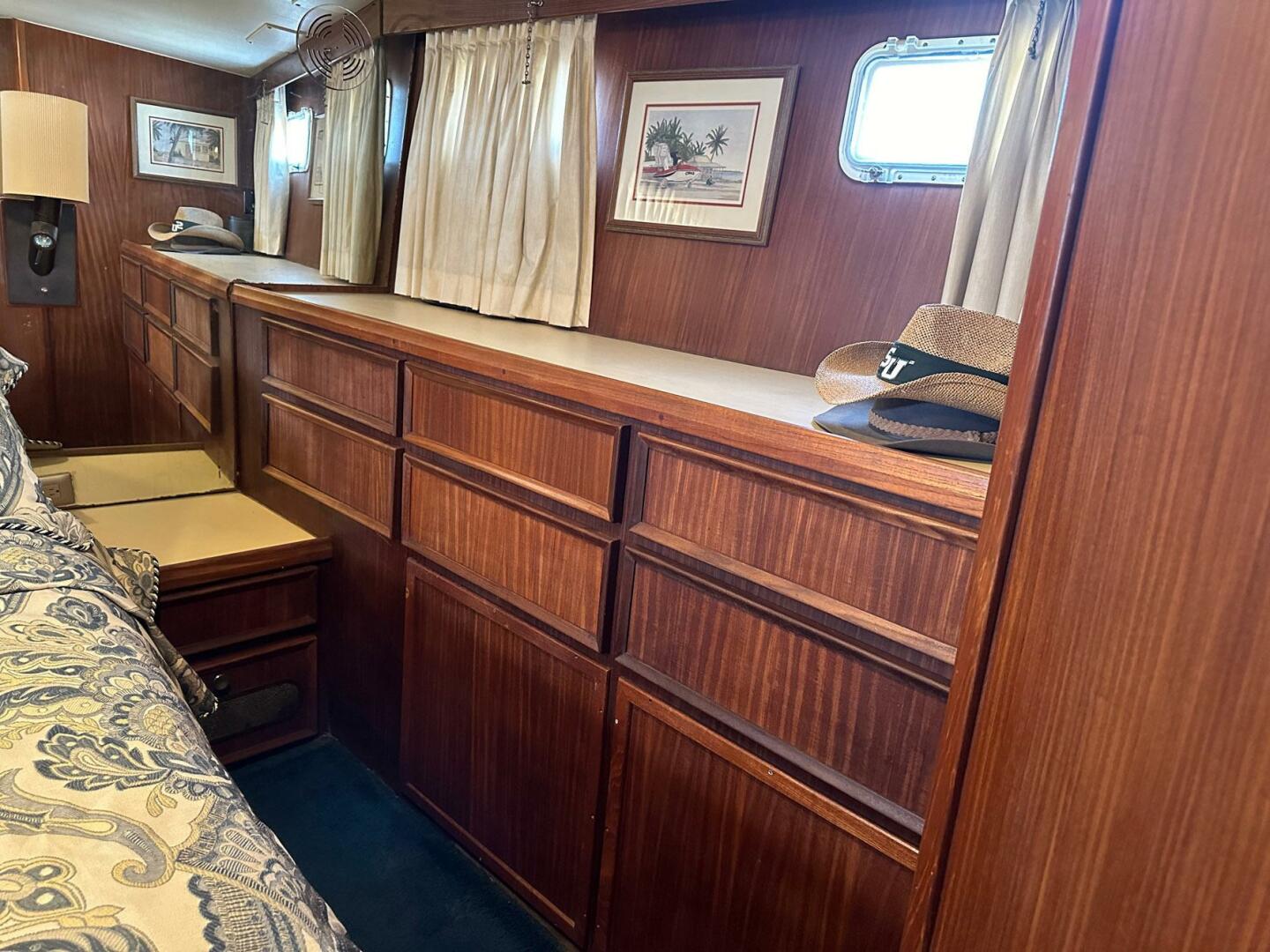 Hatteras-48 Motor Yacht 1981-Rubber Ducky Vero Beach-Florida-United States-4365415 | Thumbnail