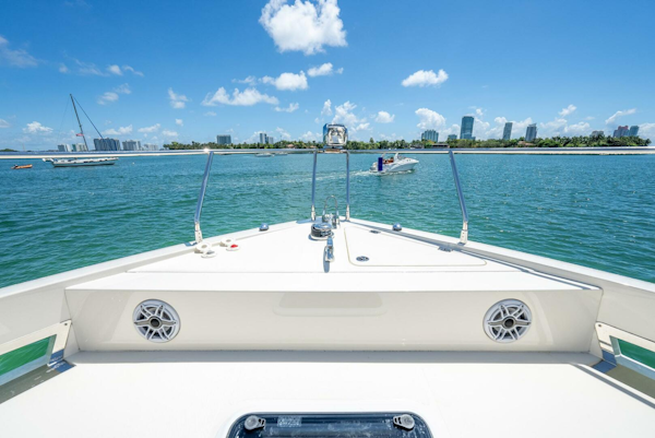 Carver-C52 Command Bridge 2018-ROLL TIDE II Fort Lauderdale-Florida-United States-4370515