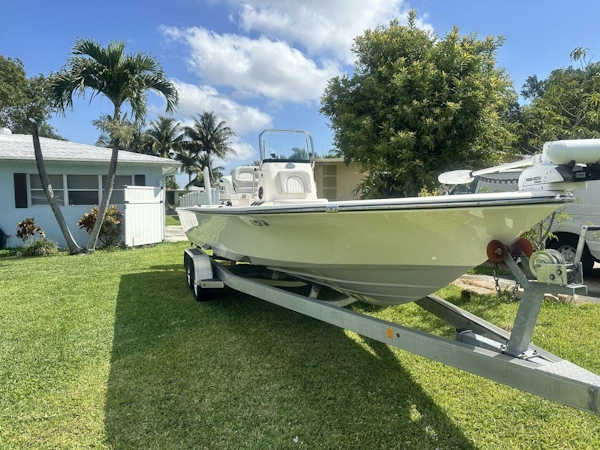 Sea Born-FX24 Bay 2020 -West Palm Beach-Florida-United States-4371675