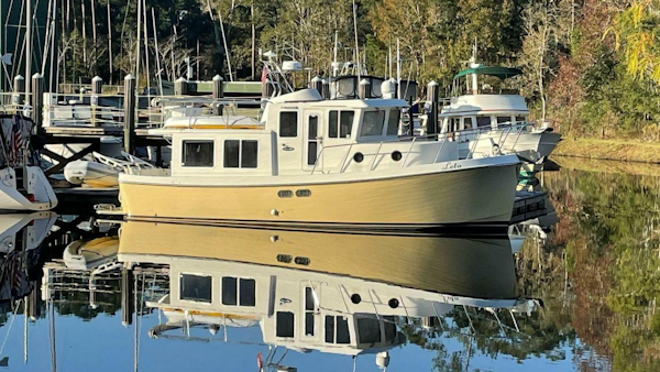 American Tug-34 2001-LETO Manchester-Massachusetts-United States-4492761