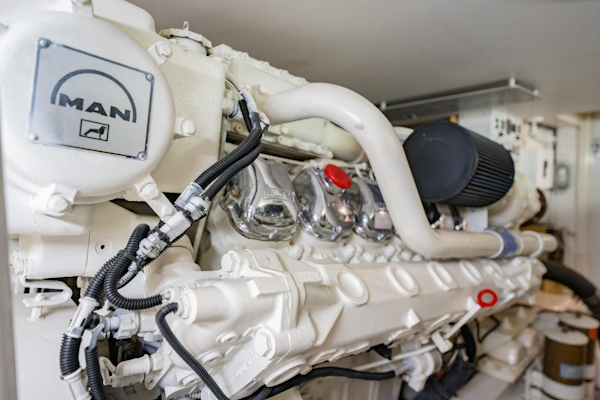 Viking-60 Cockpit Sport Yacht 2000-Moon Shadow Longboat Key-Florida-United States-4374772