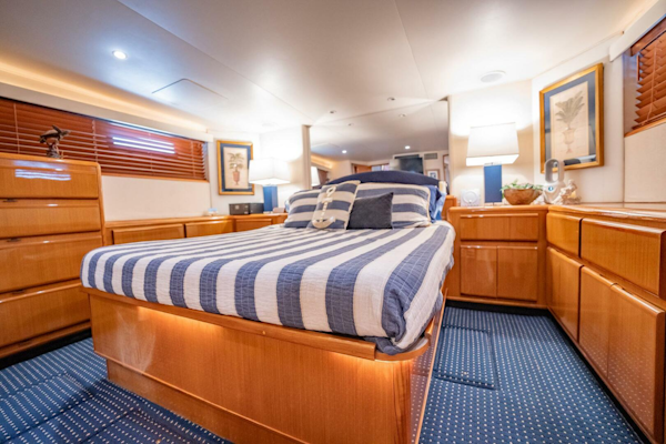 Viking-60 Cockpit Sport Yacht 2000-Moon Shadow Longboat Key-Florida-United States-4374761