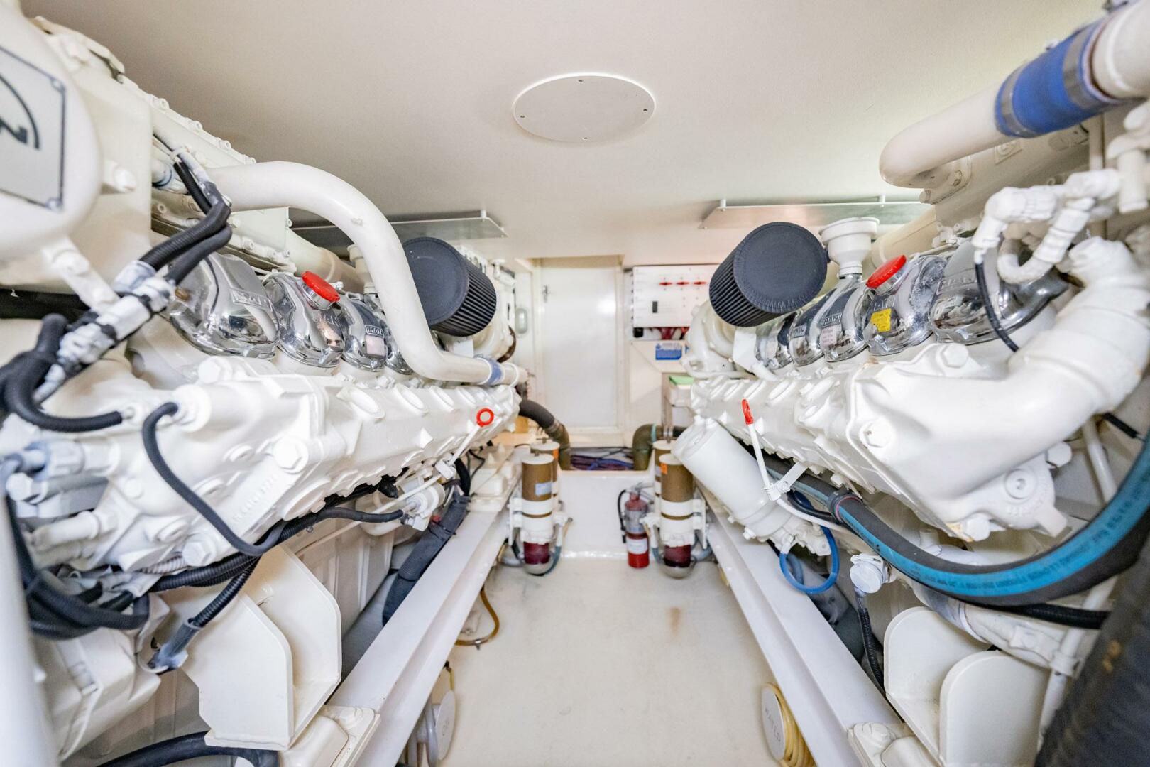 Viking-60 Cockpit Sport Yacht 2000-Moon Shadow Longboat Key-Florida-United States-4374769 | Thumbnail