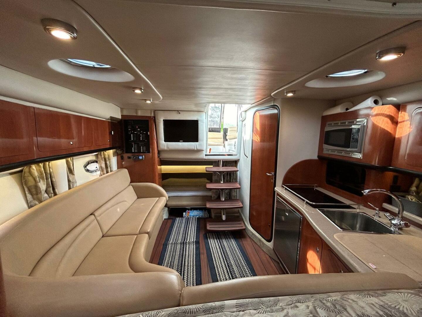 Crownline-350 SY 2015 -Essex-Maryland-United States-4377863 | Thumbnail