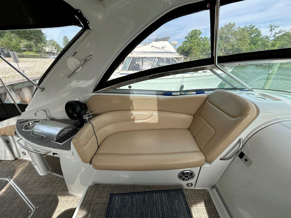 Crownline-350 SY 2015 -Essex-Maryland-United States-4377885