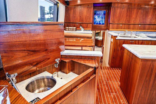 Monterey-Custom Sport Fish 1990 -North Palm Beach-Florida-United States-4379319