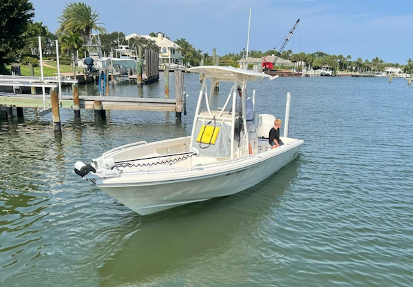 Pathfinder-2600 TRS 2020 -Vero Beach-Florida-United States-4795793