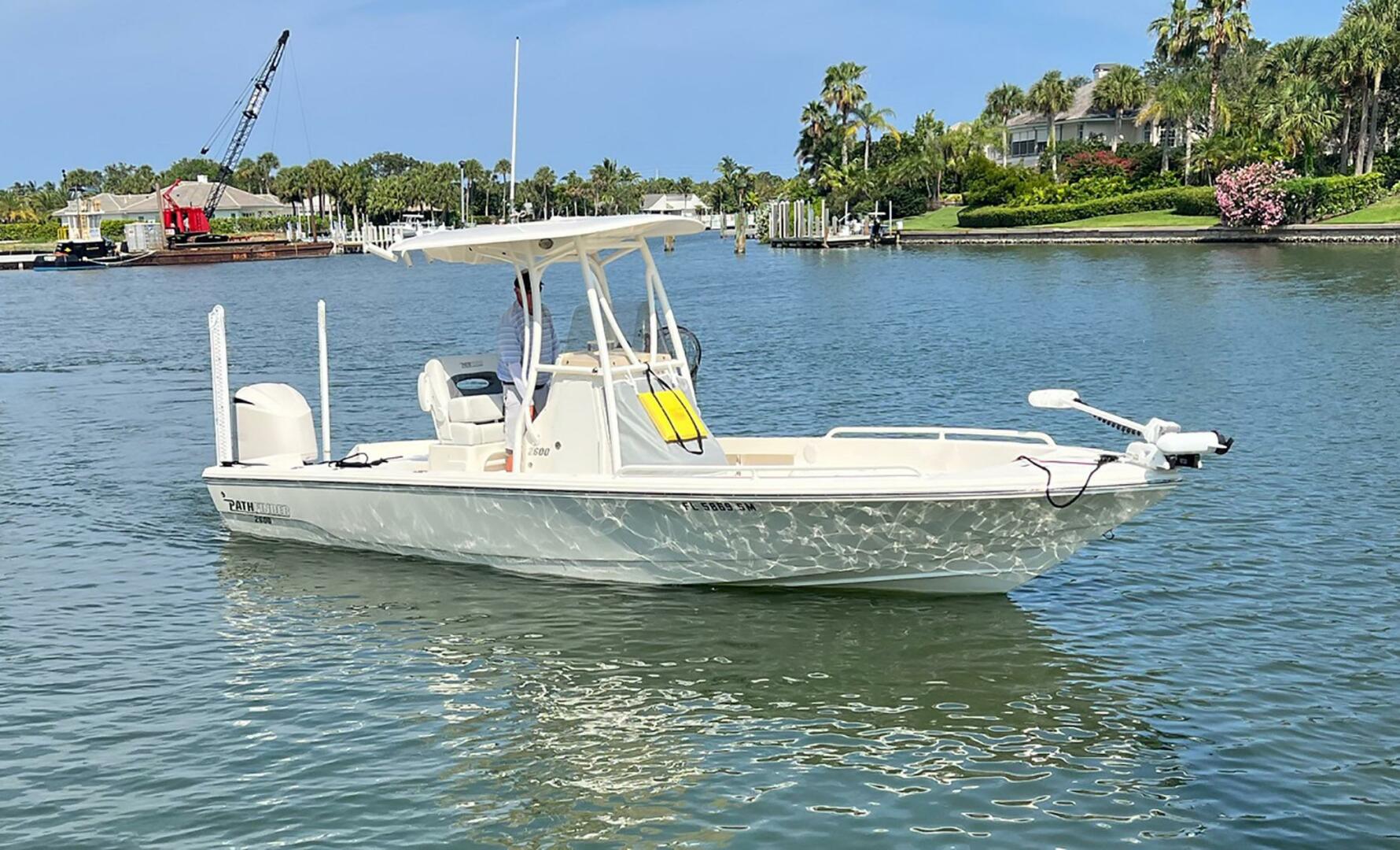 Pathfinder-2600 TRS 2020 -Vero Beach-Florida-United States-4795789 | Thumbnail