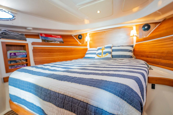 Back Cove-34O 2021-Blue Moon Longboat Key-Florida-United States-4381192