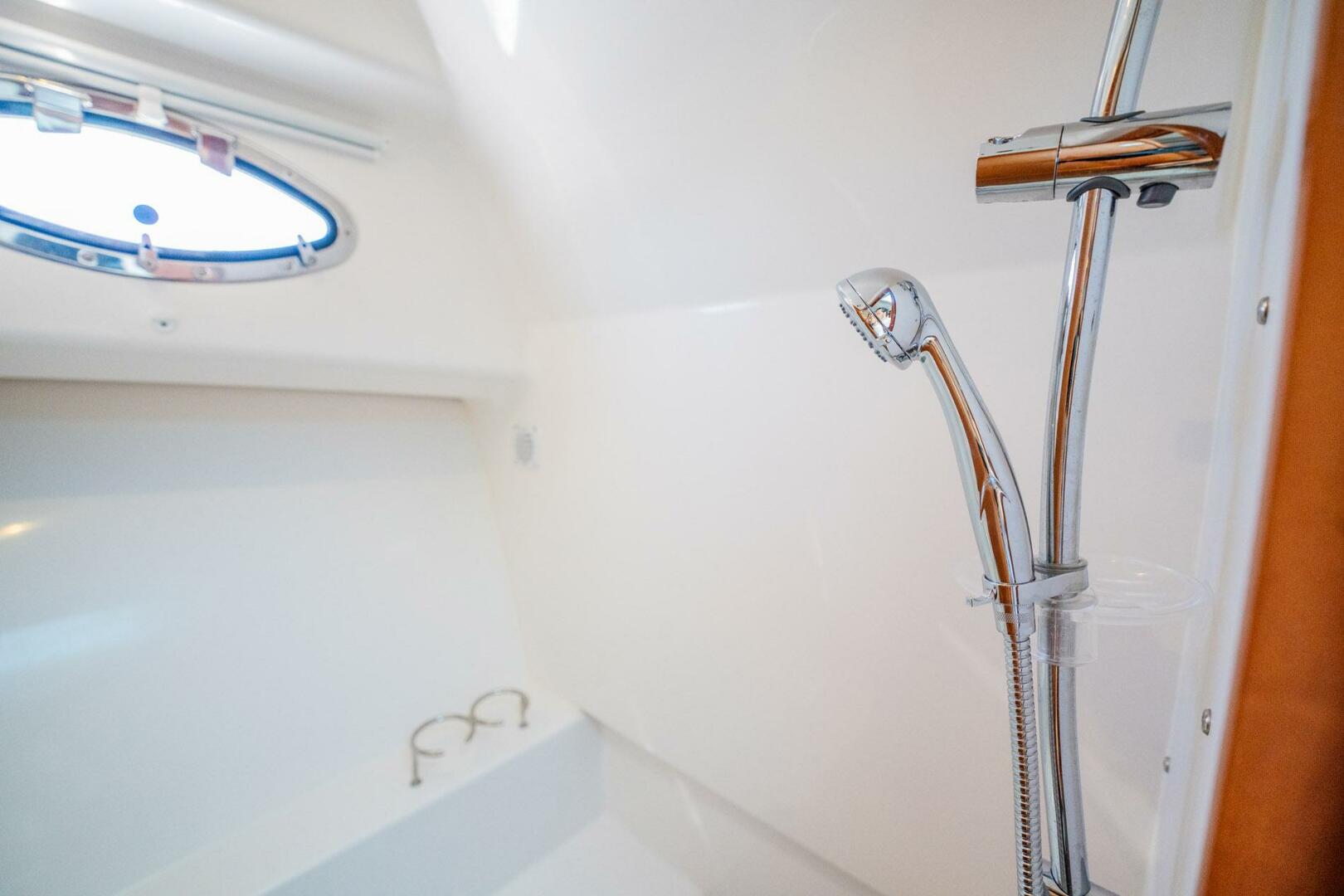 Back Cove-34O 2021-Blue Moon Longboat Key-Florida-United States-4381196 | Thumbnail