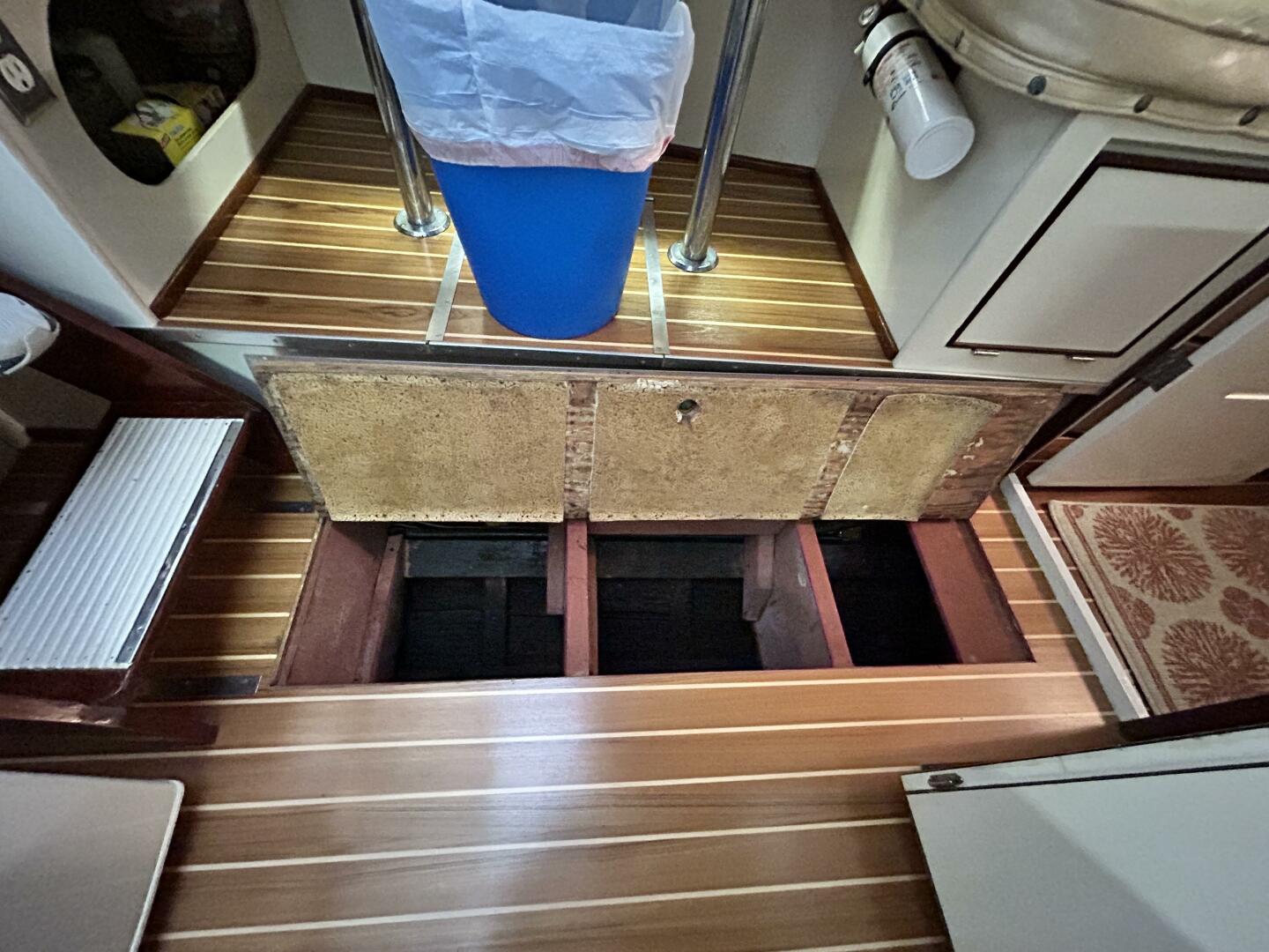 Matthews-42 Double Cabin 1962-ANDIAMO LACOMBE-Louisiana-United States-4384198 | Thumbnail