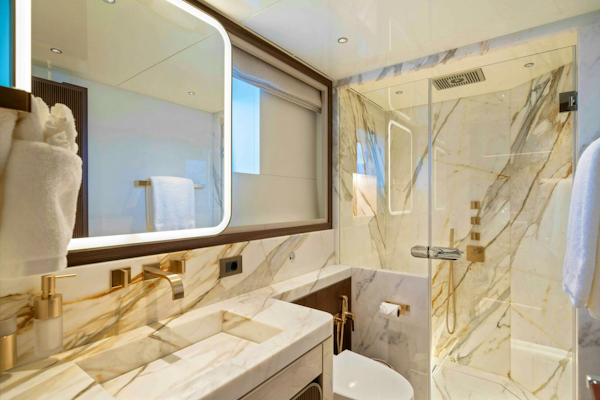 Mengi Yay 2024-SERENISSIMA I Genova-Italy-5986775