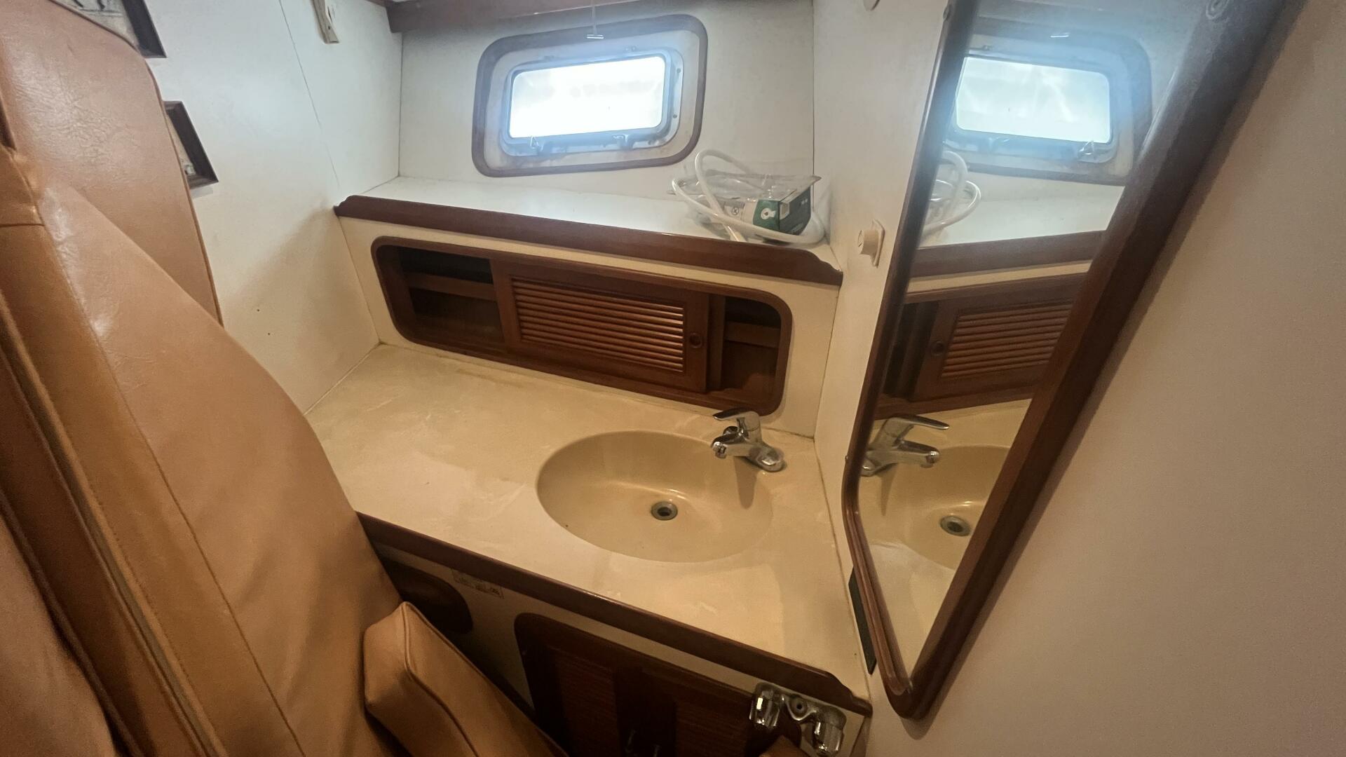 Marine Trader-Med Yacht 62 Yachtfish 1986-Island Angel Houma-Louisiana-United States-5522454 | Thumbnail