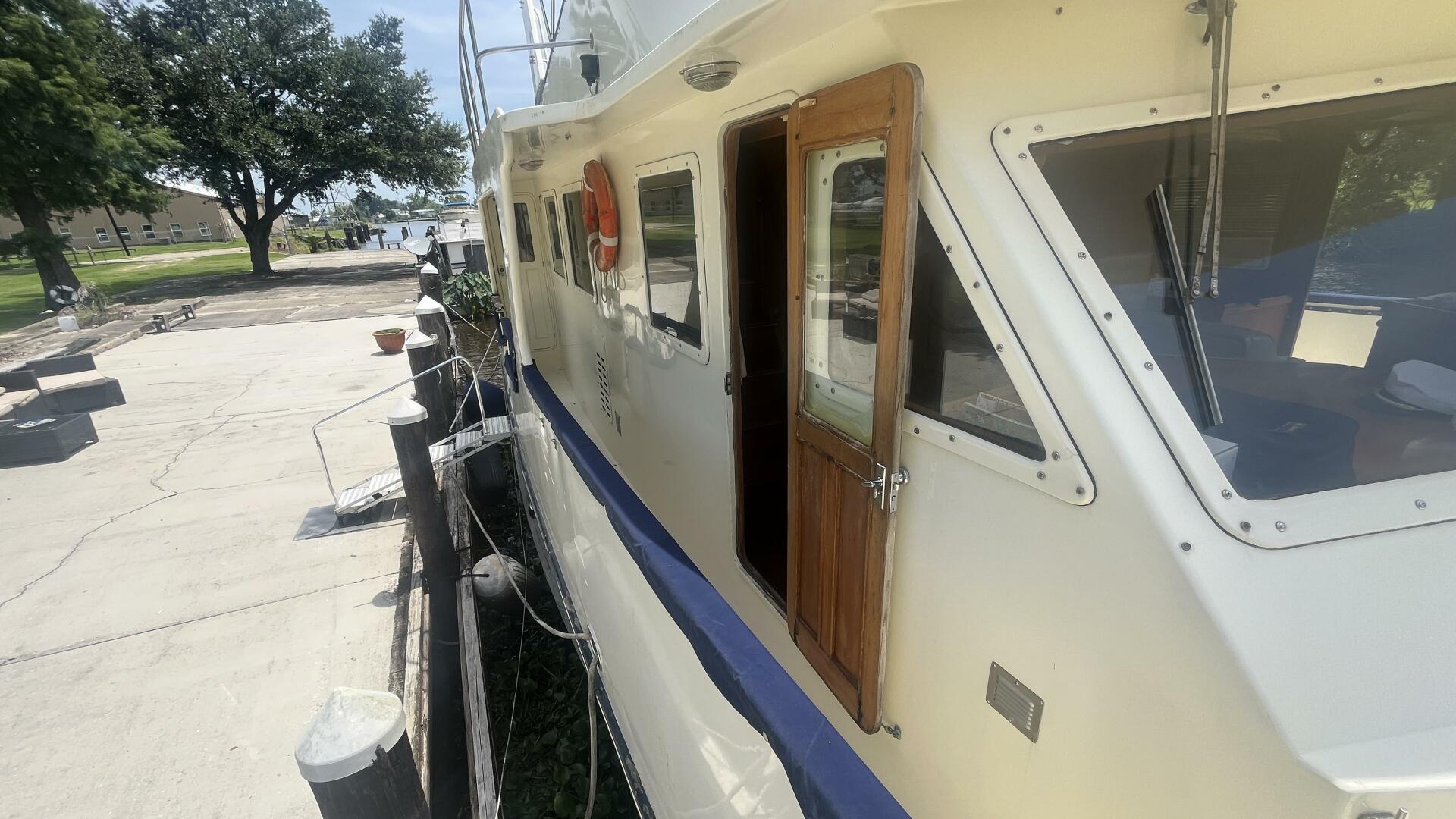 Marine Trader-Med Yacht 62 Yachtfish 1986-Island Angel Houma-Louisiana-United States-5522372 | Thumbnail