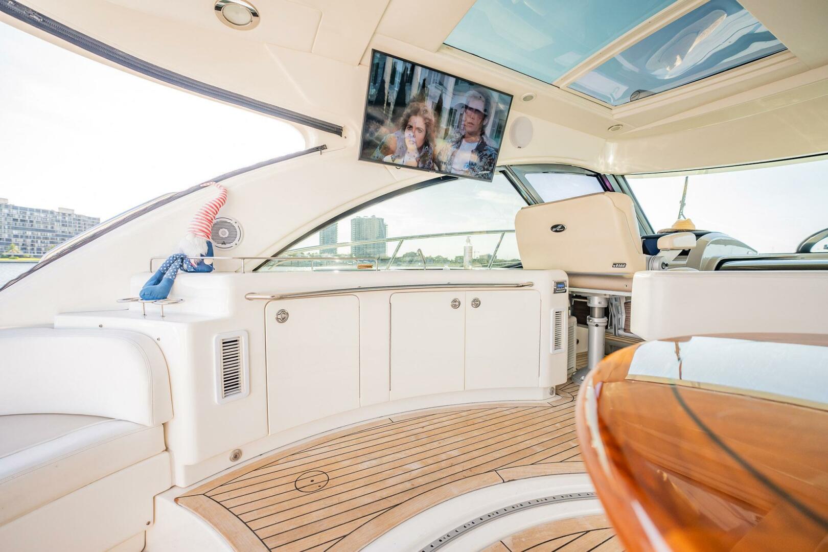 Sea Ray-580 Sundancer 2013-NO SHOES West Palm Beach-Florida-United States-4429274 | Thumbnail
