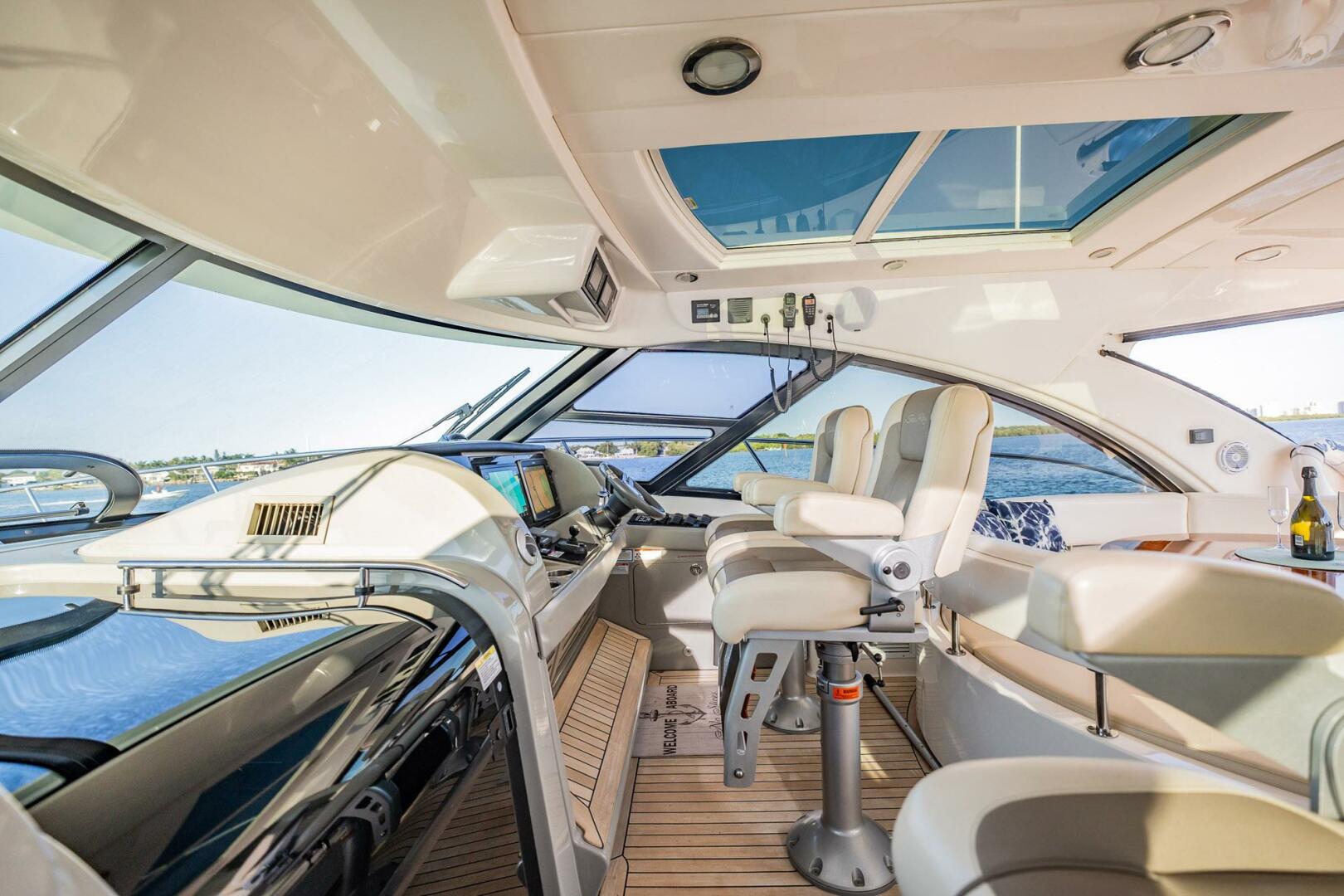 Sea Ray-580 Sundancer 2013-NO SHOES West Palm Beach-Florida-United States-4429268 | Thumbnail