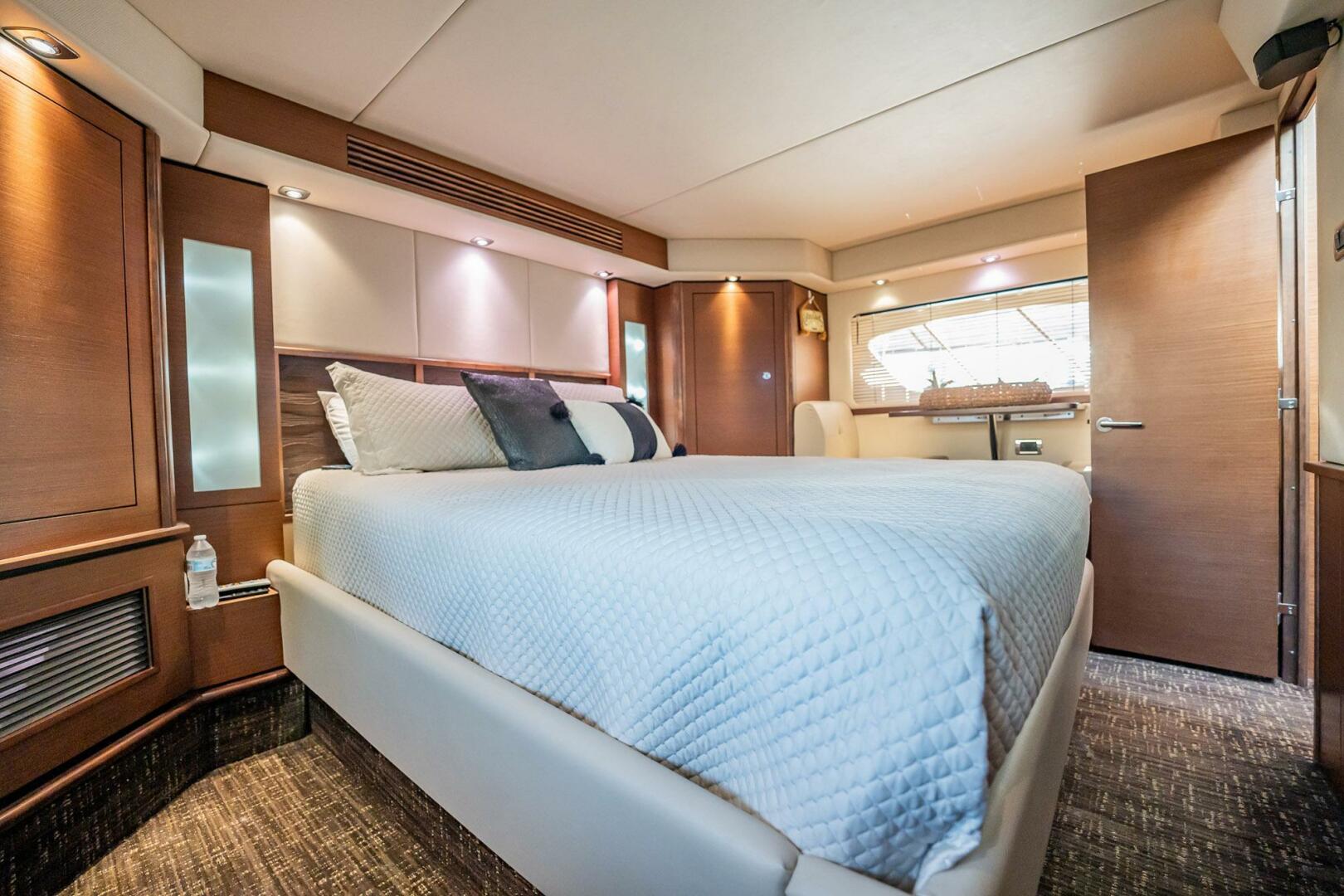 Sea Ray-580 Sundancer 2013-NO SHOES West Palm Beach-Florida-United States-4429249 | Thumbnail