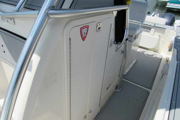 World Cat-246 F 1998-Sea Senora New Smyrna Beach-Florida-United States-4429394