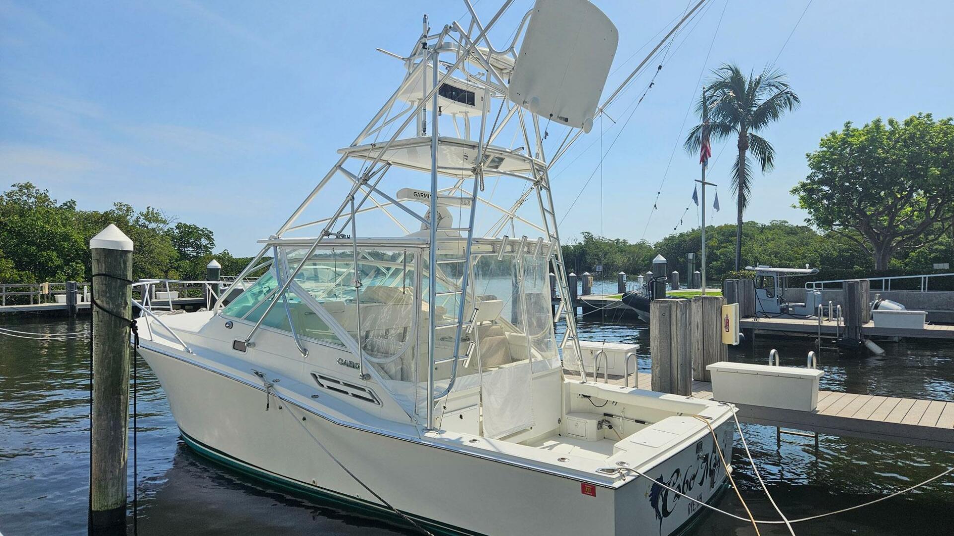 Cabo-31 Express 2001 -Boynton Beach-Florida-United States-4516769 | Thumbnail