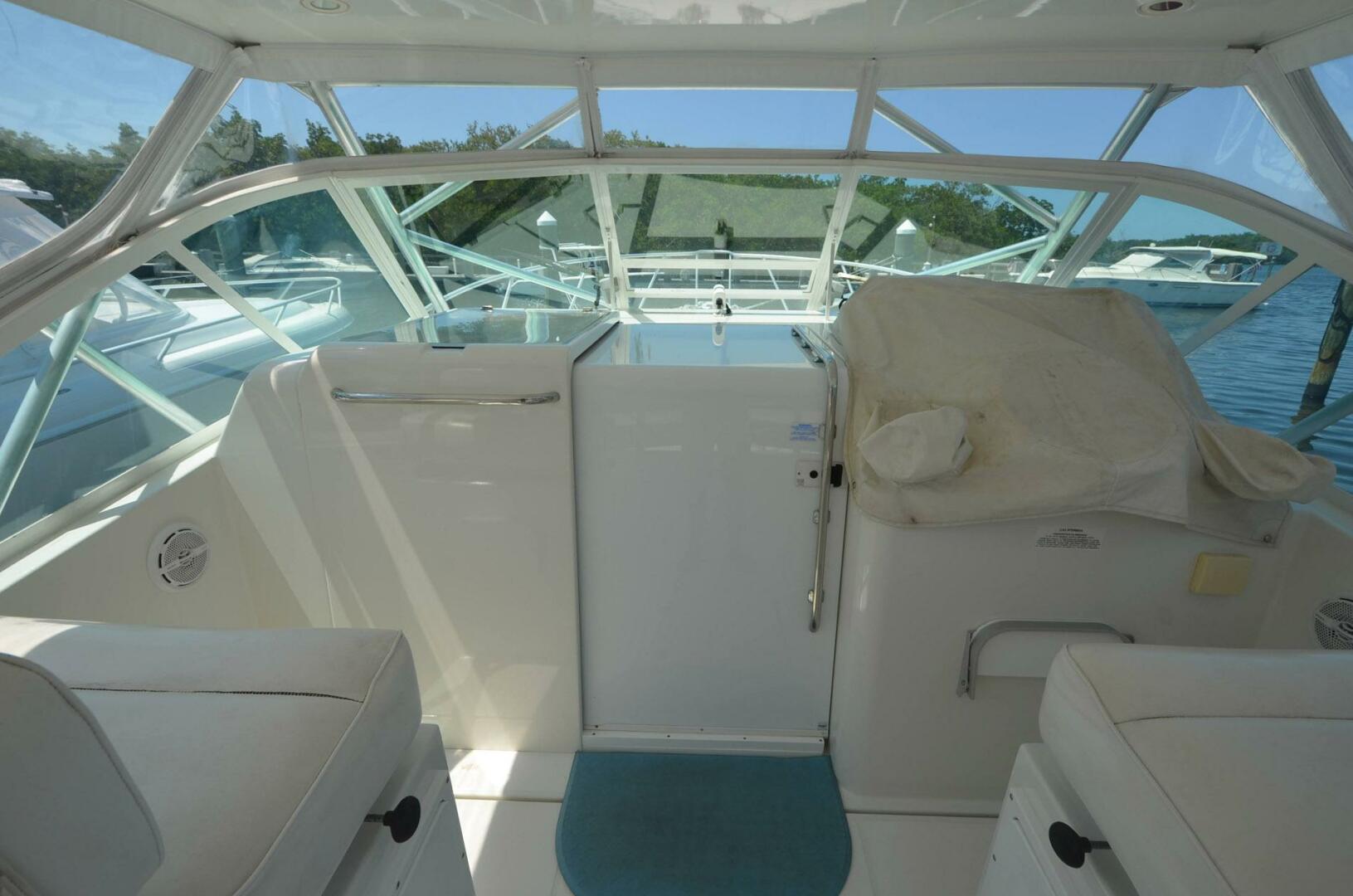 Cabo-31 Express 2001 -Boynton Beach-Florida-United States-4516755 | Thumbnail