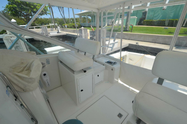 Cabo-31 Express 2001 -Boynton Beach-Florida-United States-4516754