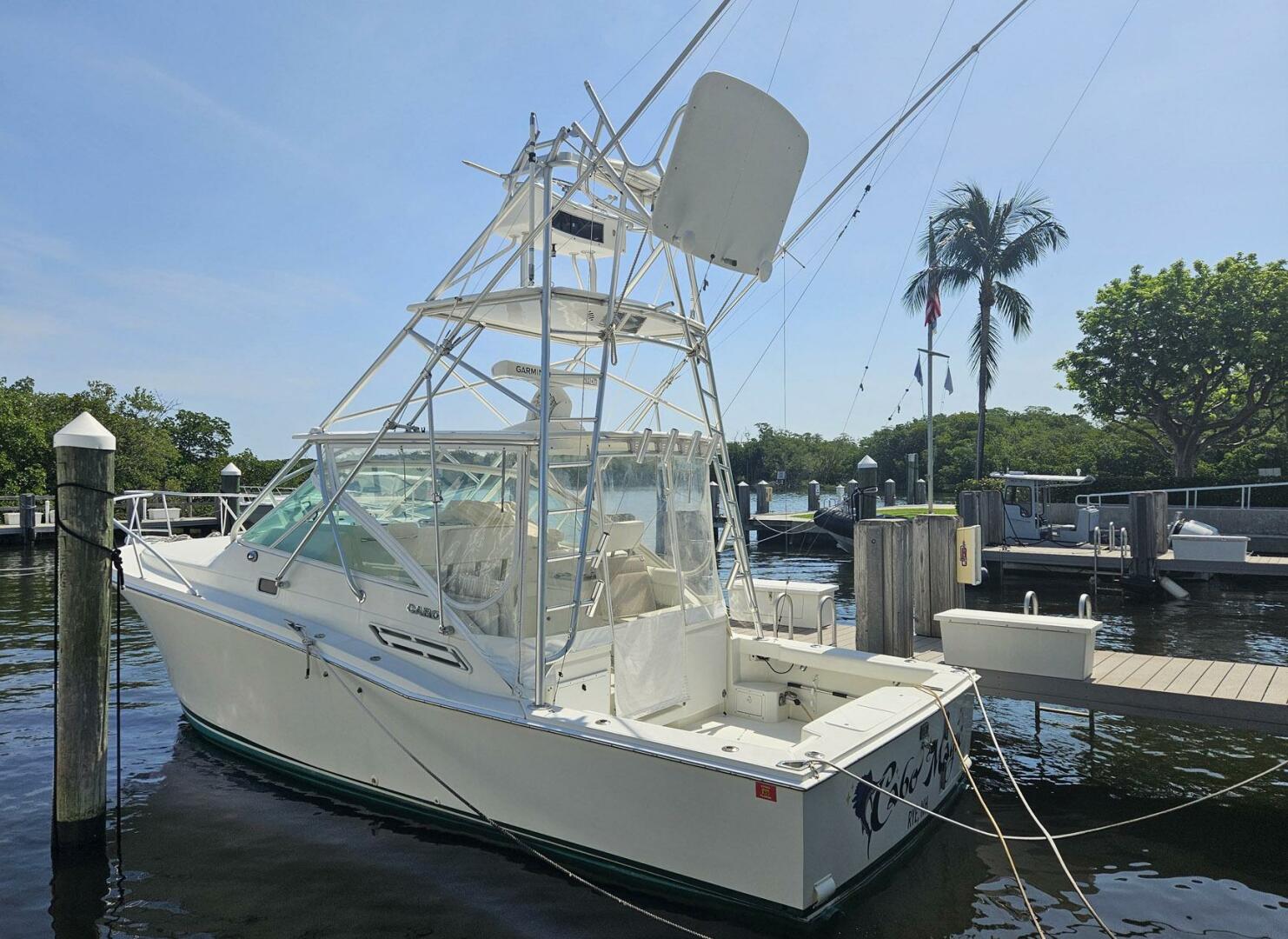 Cabo-31 Express 2001 -Boynton Beach-Florida-United States-4516720 | Thumbnail