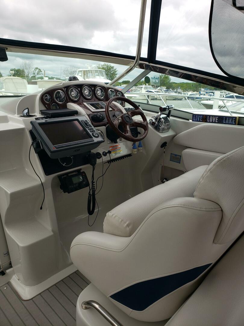 Crownline-340 Cruiser 2008 -Sault Ste. Marie-Michigan-United States-4438297 | Thumbnail
