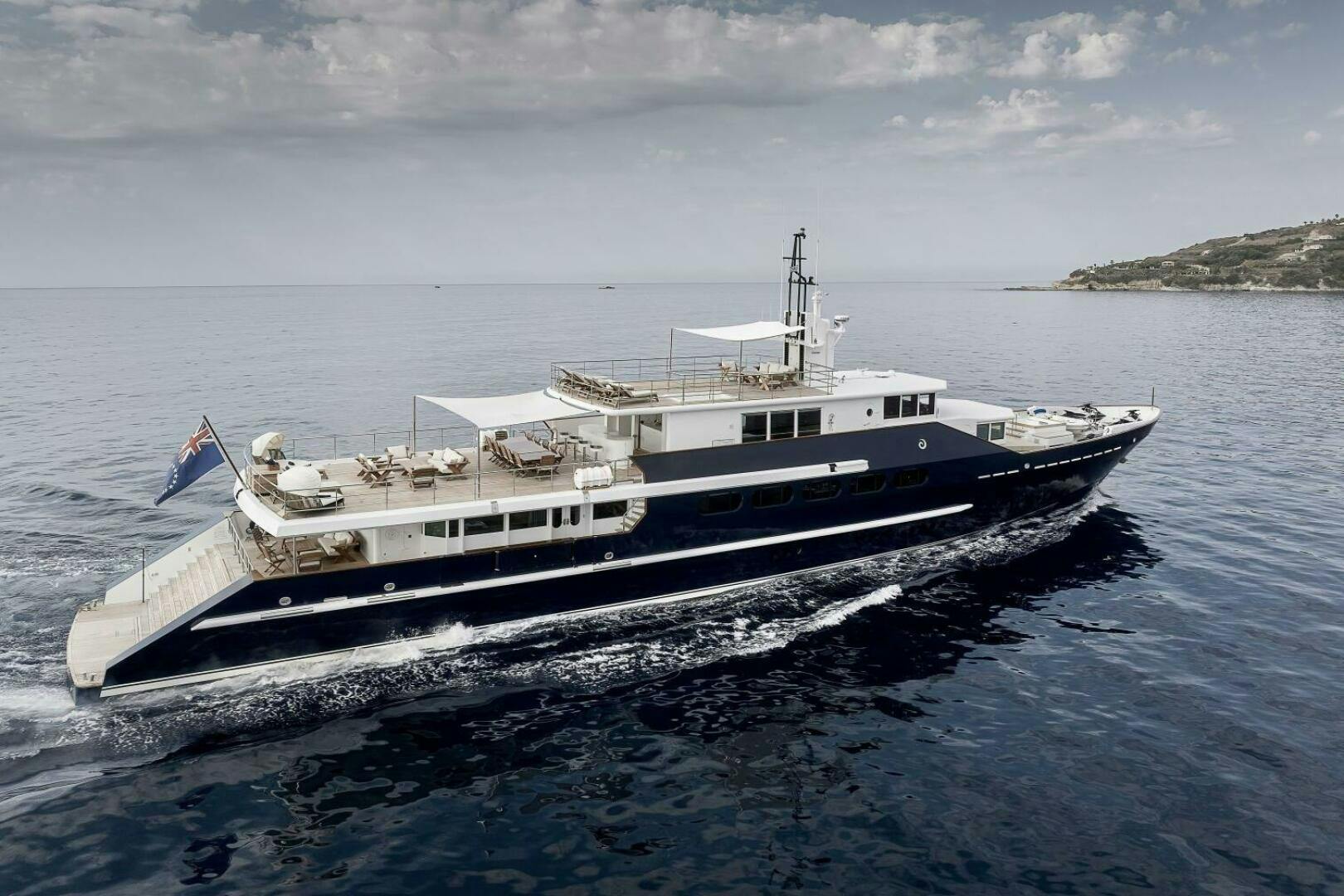 Feadship 1983-KORU Genova-Italy-Starboard Profile-4870297