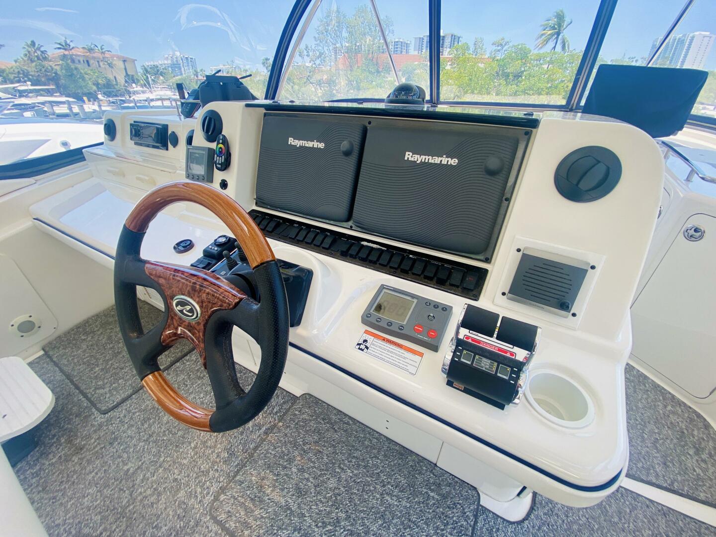 Sea Ray-58 Sedan Bridge 2006-Blue Pearl Aventura-Florida-United States-4445883 | Thumbnail