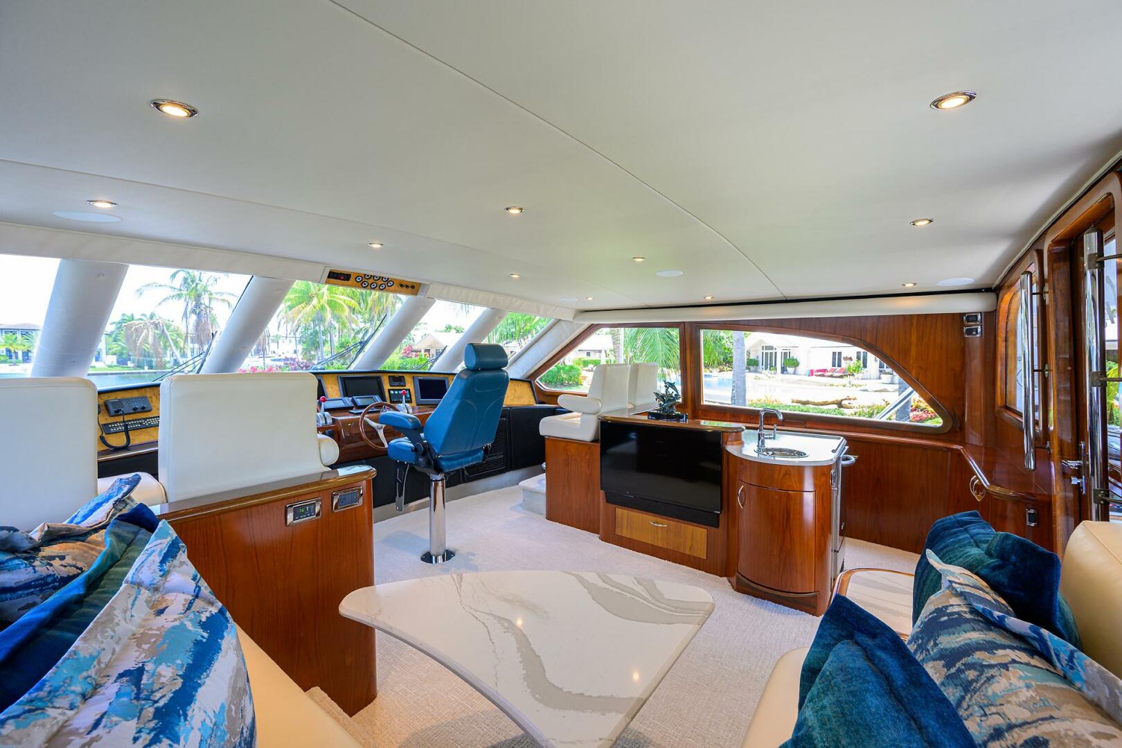 Sea Force IX-82 Enclosed Bridge 2004-JR Coral Gables-Florida-United States-4450299 | Thumbnail