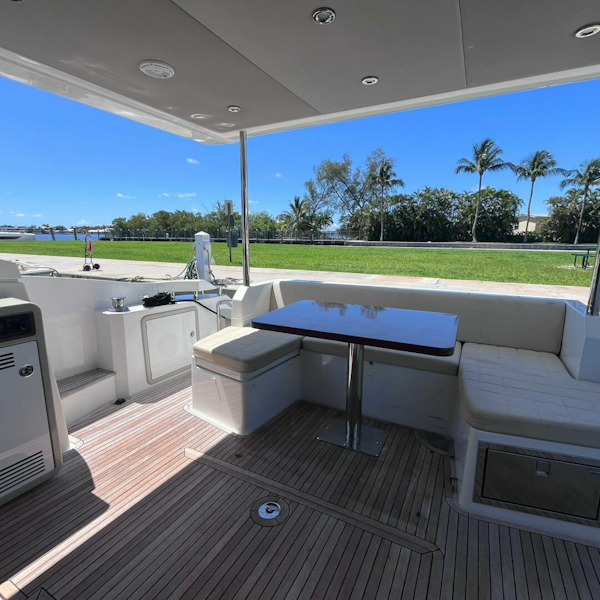 Azimut-50 fly 2015-Mer-Sea Lantana-Florida-United States-4452175