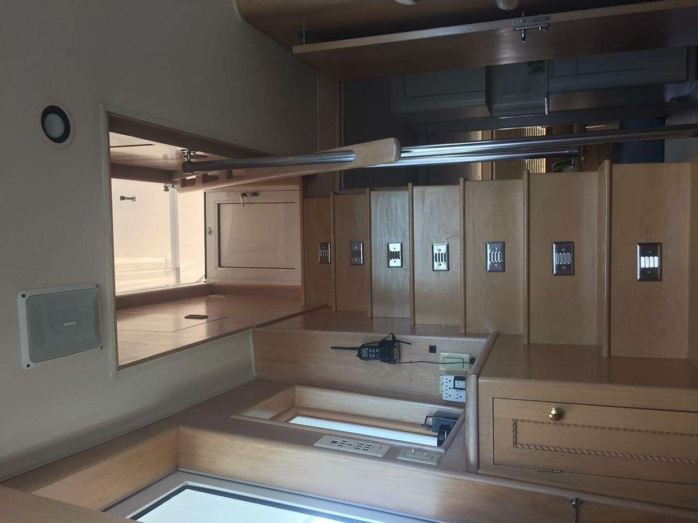 Hatteras-70 Cockpit Motor Yacht 1994-Lumber Away IV Fort Lauderdale-Florida-United States-4452504 | Thumbnail