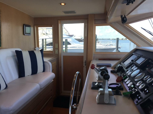 Hatteras-70 Cockpit Motor Yacht 1994-Lumber Away IV Fort Lauderdale-Florida-United States-4452510