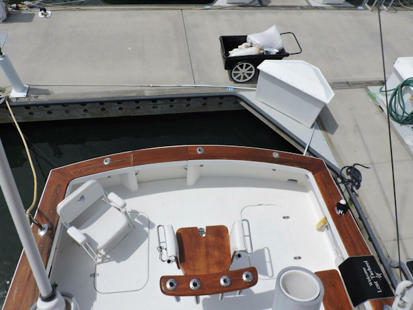 Post-44 1990-Lost Tarheel Fort Pierce-Florida-United States-20 Helm View Stern-4456833