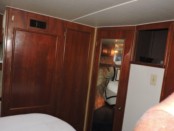 Post-44 1990-Lost Tarheel Fort Pierce-Florida-United States-41 Full Mirror-4456878
